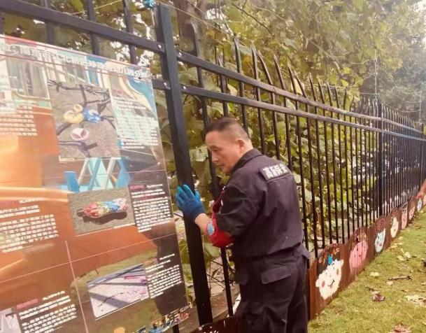 C:/Users/BA/Desktop/風雨過后南京保安迅速行動，恢復安“寧”面貌/8.jpg8